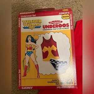 Brand new Wonder Woman underwoos Junior size medium